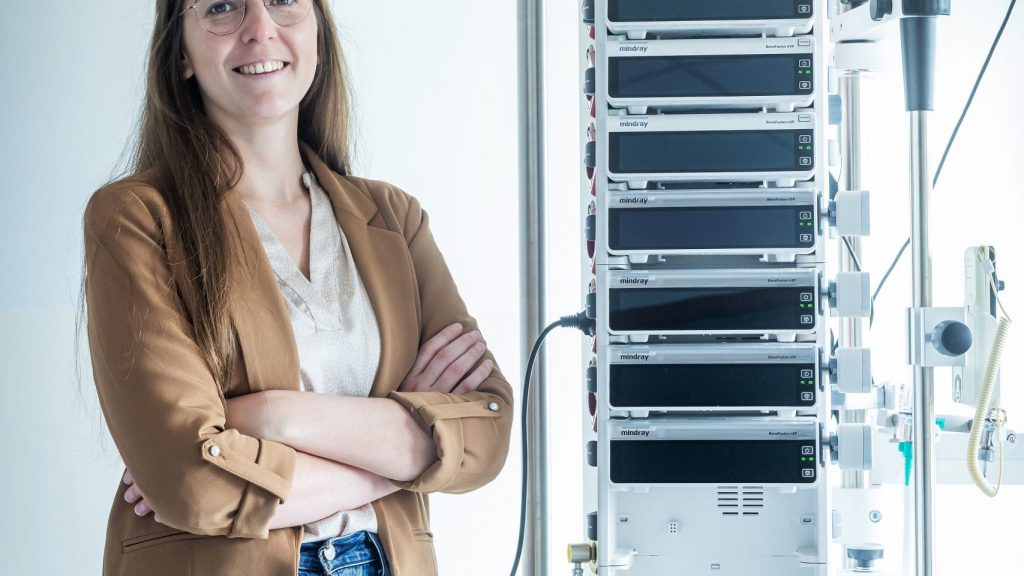 Axele on-the-job, Business Applications, werkinstructies, handleidingen, kennisdeling, opleidingen, tool, QR, QR-code, scan, applicatie, application, training, knowledge, sharing, team, zorg, healthcare, zorgverleners, ziekenhuis, hospital, care, care givers, platform, op maat